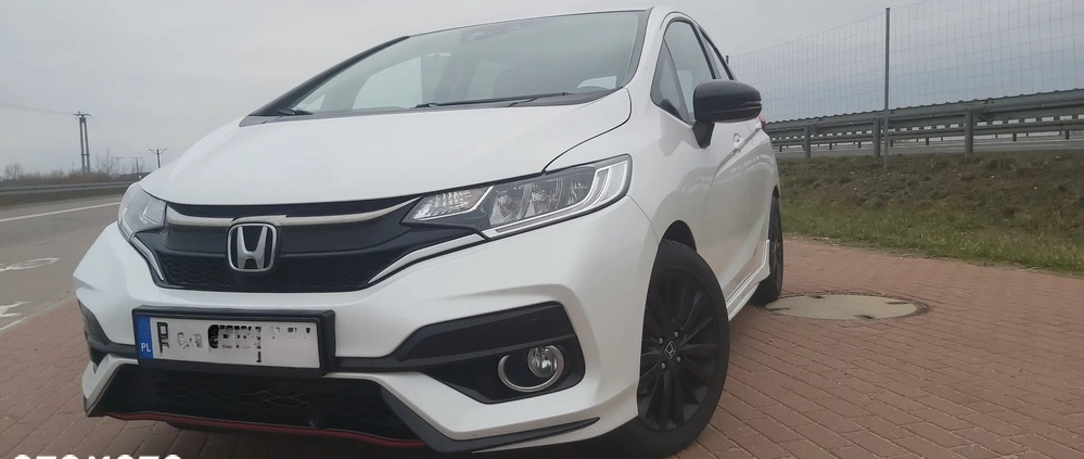 Honda Jazz cena 70900 przebieg: 51800, rok produkcji 2019 z Białystok małe 379